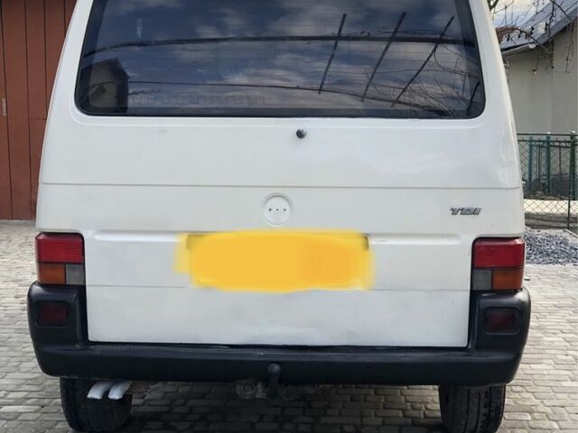 Белый Фольксваген Transporter, объемом двигателя 10 л и пробегом 500 тыс. км за 2650 $, фото 1 на Automoto.ua