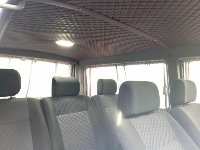 Белый Фольксваген Transporter, объемом двигателя 2.5 л и пробегом 361 тыс. км за 5500 $, фото 8 на Automoto.ua