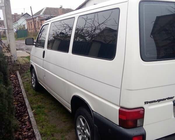 Белый Фольксваген Transporter, объемом двигателя 1.9 л и пробегом 340 тыс. км за 5400 $, фото 5 на Automoto.ua