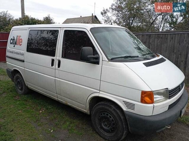 Белый Фольксваген Transporter, объемом двигателя 1.9 л и пробегом 357 тыс. км за 4200 $, фото 3 на Automoto.ua