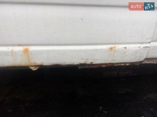 Белый Фольксваген Transporter, объемом двигателя 1.9 л и пробегом 340 тыс. км за 5400 $, фото 29 на Automoto.ua