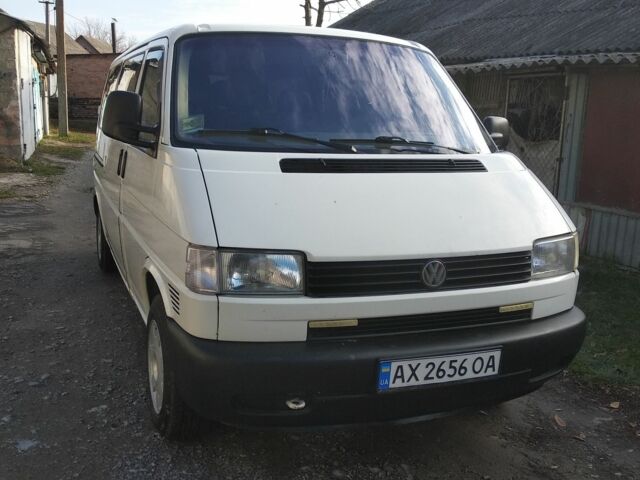 Білий Фольксваген Transporter, об'ємом двигуна 1.9 л та пробігом 414 тис. км за 5550 $, фото 1 на Automoto.ua
