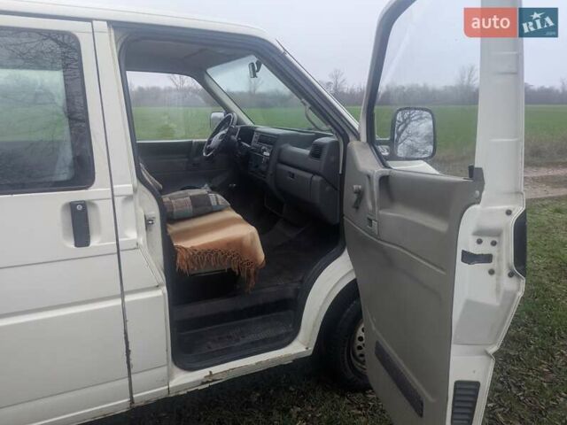 Белый Фольксваген Transporter, объемом двигателя 1.9 л и пробегом 347 тыс. км за 4500 $, фото 6 на Automoto.ua