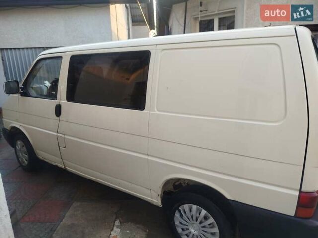 Белый Фольксваген Transporter, объемом двигателя 1.9 л и пробегом 355 тыс. км за 4500 $, фото 3 на Automoto.ua