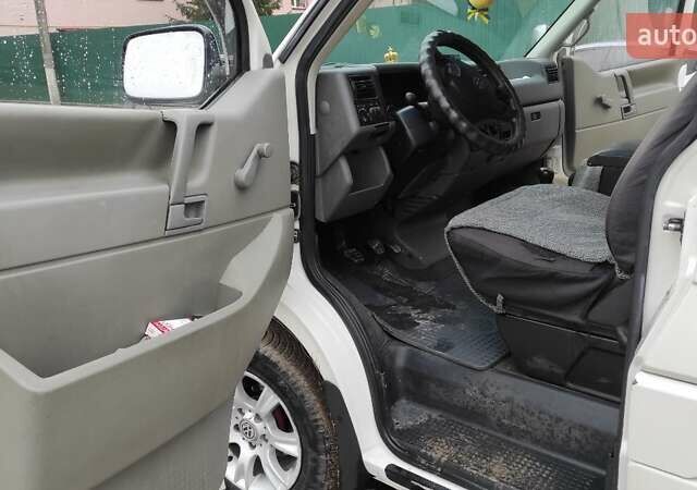 Белый Фольксваген Transporter, объемом двигателя 1.9 л и пробегом 180 тыс. км за 5199 $, фото 9 на Automoto.ua