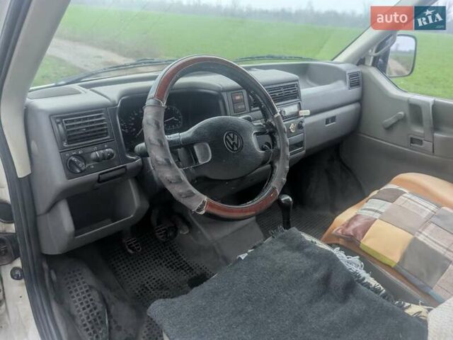 Белый Фольксваген Transporter, объемом двигателя 1.9 л и пробегом 347 тыс. км за 4500 $, фото 9 на Automoto.ua