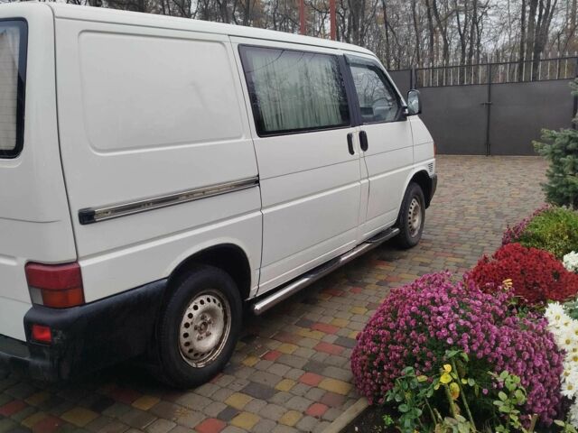Белый Фольксваген Transporter, объемом двигателя 1.9 л и пробегом 370 тыс. км за 4900 $, фото 4 на Automoto.ua