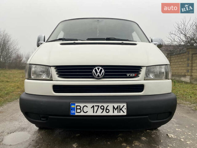 Белый Фольксваген Transporter, объемом двигателя 2.5 л и пробегом 394 тыс. км за 6500 $, фото 2 на Automoto.ua