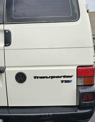 Белый Фольксваген Transporter, объемом двигателя 2.4 л и пробегом 439 тыс. км за 6300 $, фото 29 на Automoto.ua