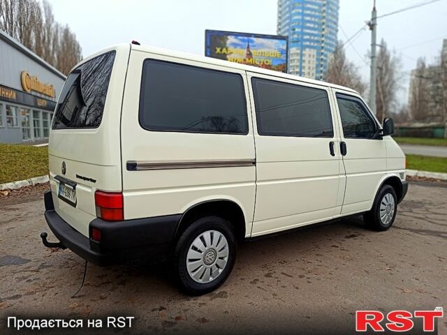 Белый Фольксваген Transporter, объемом двигателя 1.9 л и пробегом 400 тыс. км за 5999 $, фото 4 на Automoto.ua
