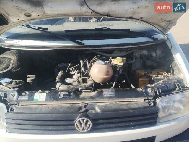 Білий Фольксваген Transporter, об'ємом двигуна 2.5 л та пробігом 600 тис. км за 5000 $, фото 5 на Automoto.ua