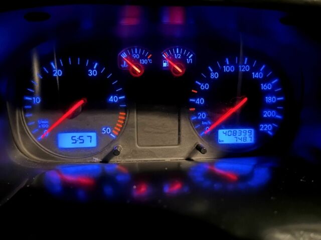 Белый Фольксваген Transporter, объемом двигателя 1.9 л и пробегом 408 тыс. км за 7200 $, фото 14 на Automoto.ua