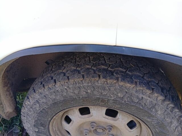 Білий Фольксваген Transporter, об'ємом двигуна 2 л та пробігом 340 тис. км за 3700 $, фото 4 на Automoto.ua