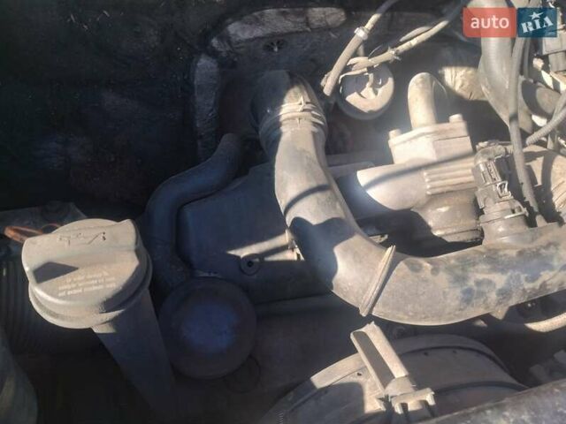 Білий Фольксваген Transporter, об'ємом двигуна 2.5 л та пробігом 600 тис. км за 5000 $, фото 3 на Automoto.ua