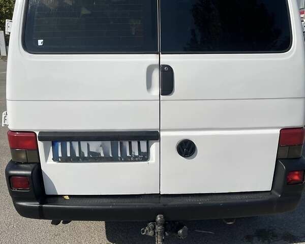 Белый Фольксваген Transporter, объемом двигателя 2.5 л и пробегом 550 тыс. км за 5500 $, фото 8 на Automoto.ua