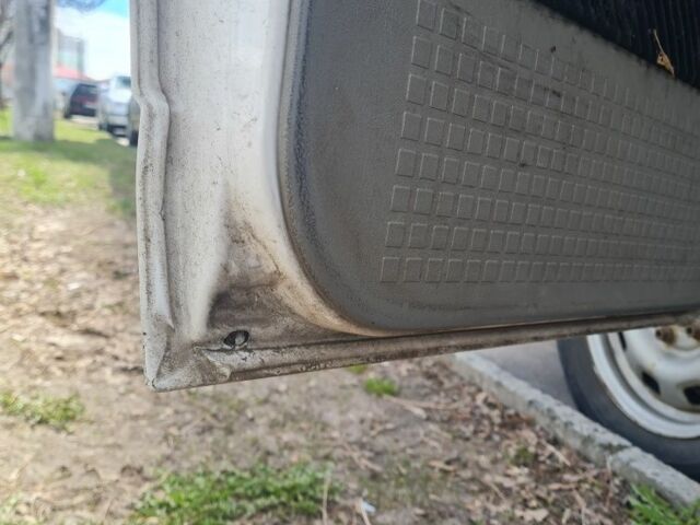 Білий Фольксваген Transporter, об'ємом двигуна 1.9 л та пробігом 255 тис. км за 4000 $, фото 1 на Automoto.ua