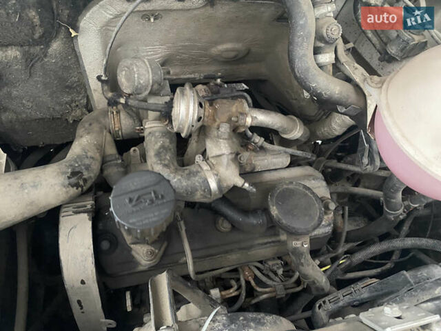 Белый Фольксваген Transporter, объемом двигателя 1.9 л и пробегом 350 тыс. км за 6000 $, фото 8 на Automoto.ua