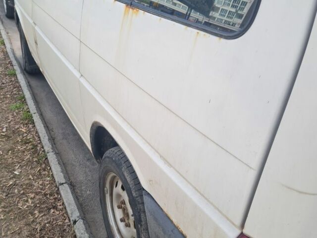 Білий Фольксваген Transporter, об'ємом двигуна 1.9 л та пробігом 255 тис. км за 4000 $, фото 11 на Automoto.ua