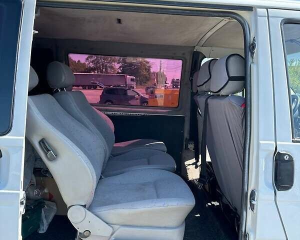 Белый Фольксваген Transporter, объемом двигателя 1.9 л и пробегом 490 тыс. км за 6498 $, фото 11 на Automoto.ua