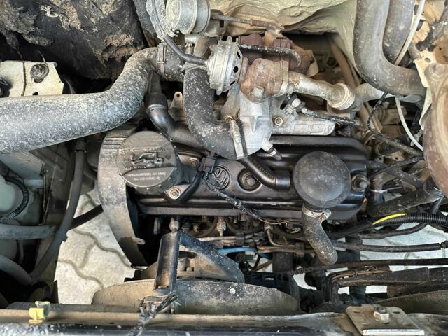 Белый Фольксваген Transporter, объемом двигателя 1.9 л и пробегом 408 тыс. км за 7200 $, фото 23 на Automoto.ua