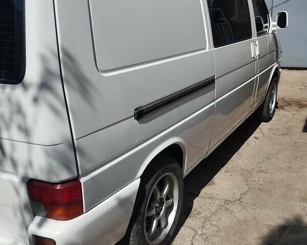 Белый Фольксваген Transporter, объемом двигателя 2.46 л и пробегом 422 тыс. км за 5900 $, фото 6 на Automoto.ua