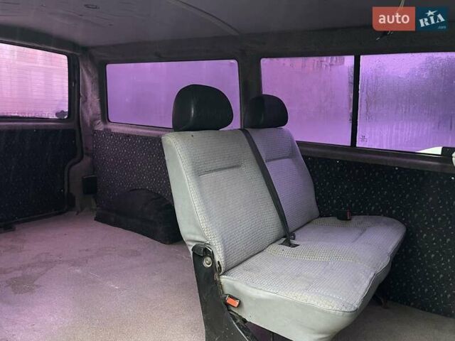 Белый Фольксваген Transporter, объемом двигателя 2.4 л и пробегом 499 тыс. км за 4200 $, фото 8 на Automoto.ua