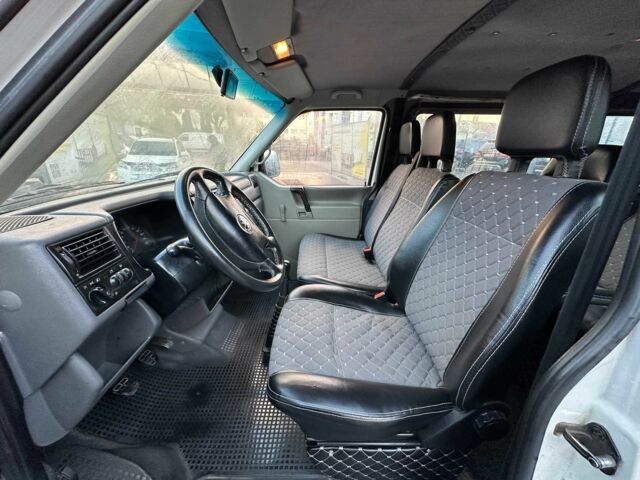 Белый Фольксваген Transporter, объемом двигателя 1.9 л и пробегом 408 тыс. км за 7200 $, фото 12 на Automoto.ua