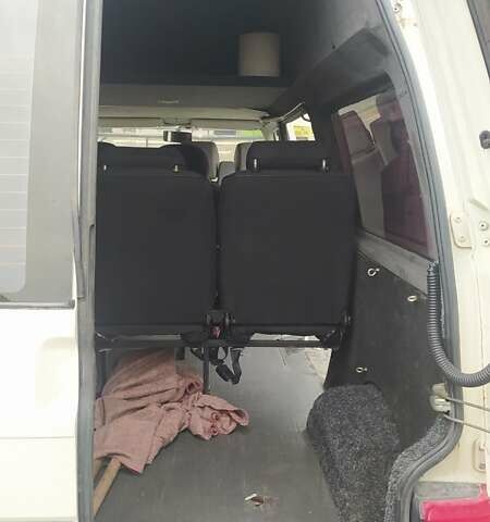 Белый Фольксваген Transporter, объемом двигателя 2.5 л и пробегом 520 тыс. км за 6300 $, фото 6 на Automoto.ua