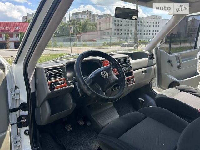 Белый Фольксваген Transporter, объемом двигателя 2.5 л и пробегом 304 тыс. км за 5700 $, фото 7 на Automoto.ua