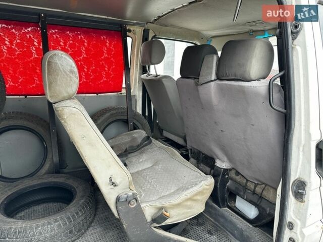 Белый Фольксваген Transporter, объемом двигателя 1.9 л и пробегом 250 тыс. км за 4399 $, фото 23 на Automoto.ua