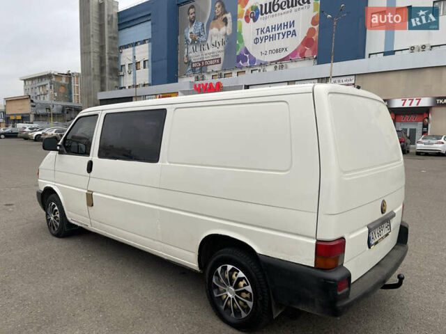 Білий Фольксваген Transporter, об'ємом двигуна 2.5 л та пробігом 287 тис. км за 5700 $, фото 4 на Automoto.ua