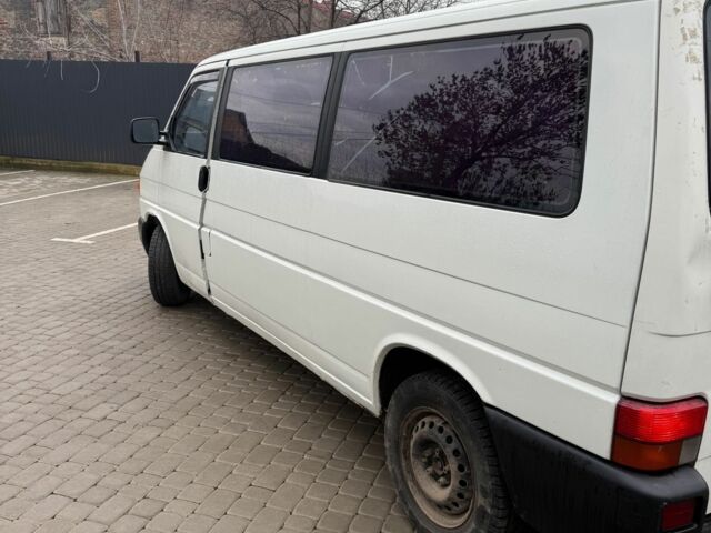 Белый Фольксваген Transporter, объемом двигателя 2.4 л и пробегом 599 тыс. км за 5932 $, фото 3 на Automoto.ua