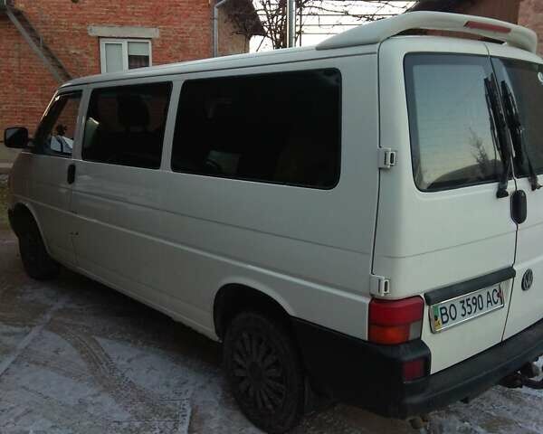 Белый Фольксваген Transporter, объемом двигателя 2.5 л и пробегом 480 тыс. км за 7200 $, фото 2 на Automoto.ua
