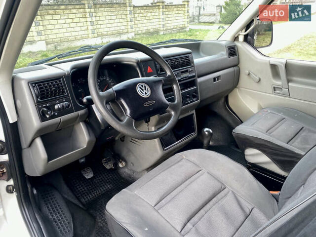 Білий Фольксваген Transporter, об'ємом двигуна 2.5 л та пробігом 278 тис. км за 5999 $, фото 48 на Automoto.ua