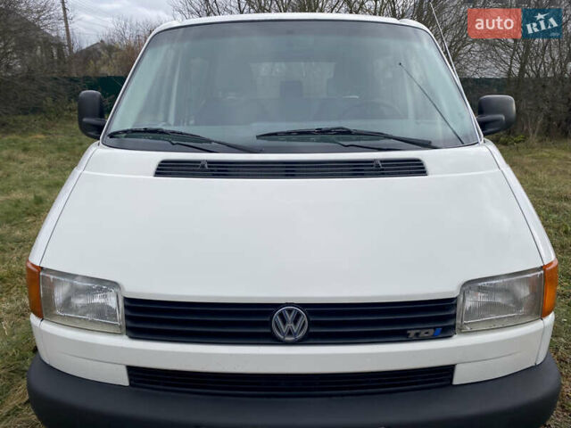 Білий Фольксваген Transporter, об'ємом двигуна 2.5 л та пробігом 278 тис. км за 5999 $, фото 35 на Automoto.ua