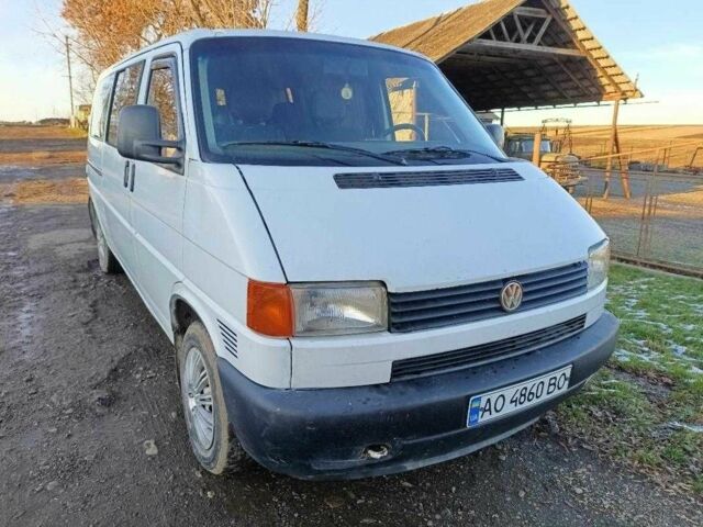 Белый Фольксваген Transporter, объемом двигателя 1.9 л и пробегом 380 тыс. км за 3800 $, фото 2 на Automoto.ua
