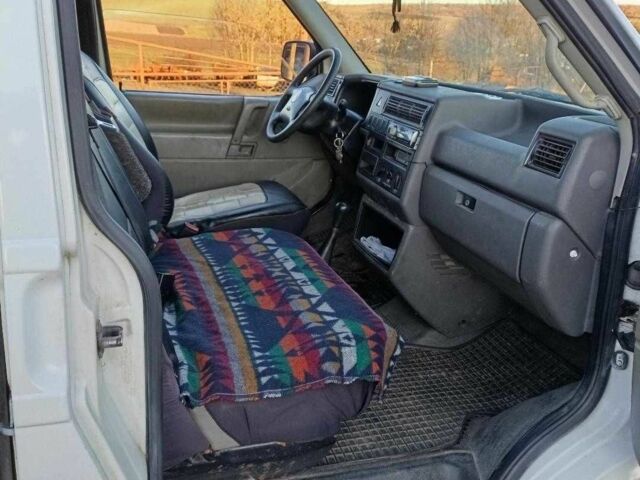 Белый Фольксваген Transporter, объемом двигателя 1.9 л и пробегом 380 тыс. км за 3800 $, фото 12 на Automoto.ua