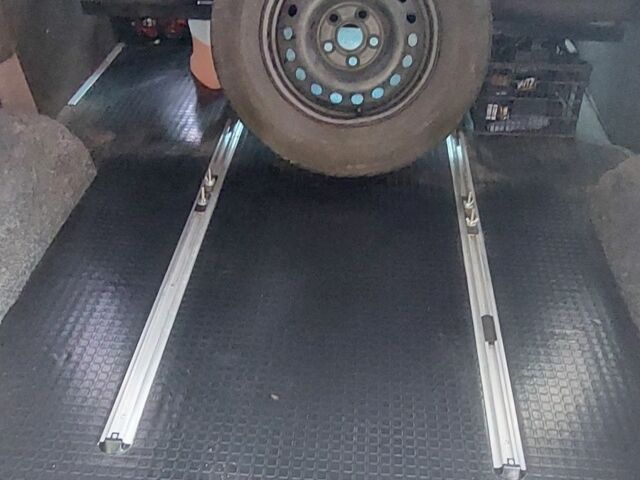 Белый Фольксваген Transporter, объемом двигателя 1.9 л и пробегом 400 тыс. км за 5500 $, фото 15 на Automoto.ua