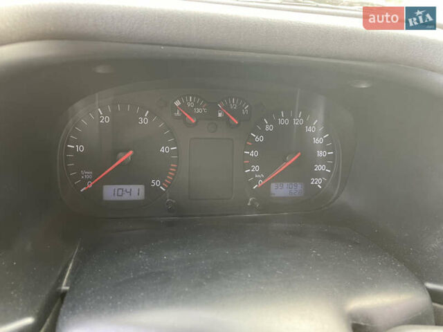 Белый Фольксваген Transporter, объемом двигателя 2.46 л и пробегом 391 тыс. км за 5499 $, фото 7 на Automoto.ua