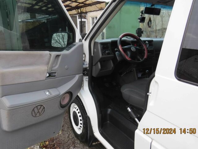 Білий Фольксваген Transporter, об'ємом двигуна 2.5 л та пробігом 430 тис. км за 6500 $, фото 22 на Automoto.ua