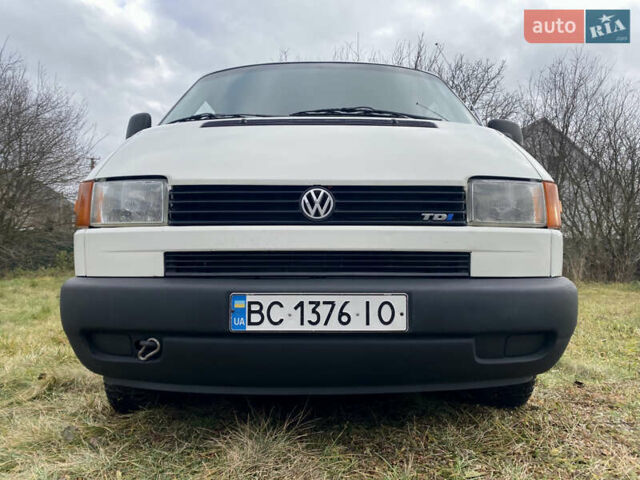 Білий Фольксваген Transporter, об'ємом двигуна 2.5 л та пробігом 278 тис. км за 5999 $, фото 43 на Automoto.ua