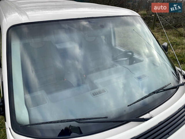 Білий Фольксваген Transporter, об'ємом двигуна 2.5 л та пробігом 278 тис. км за 5999 $, фото 37 на Automoto.ua