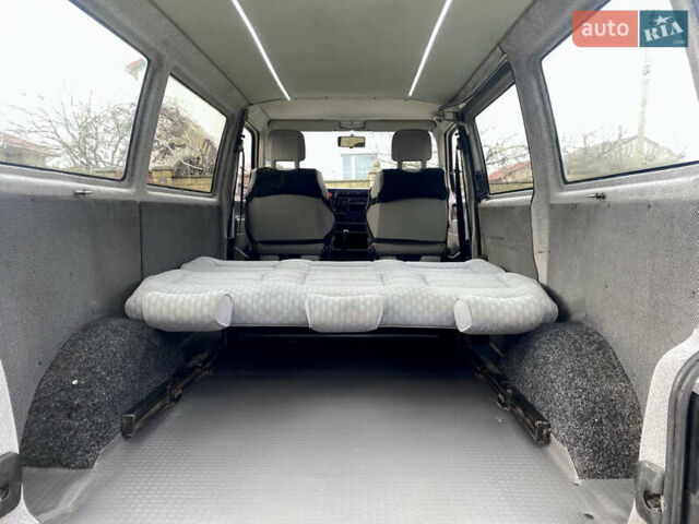 Білий Фольксваген Transporter, об'ємом двигуна 2.5 л та пробігом 278 тис. км за 5999 $, фото 71 на Automoto.ua