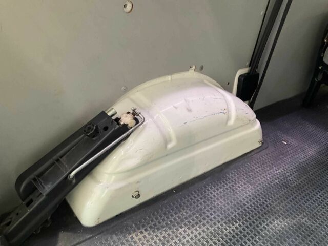 Белый Фольксваген Transporter, объемом двигателя 2.5 л и пробегом 183 тыс. км за 5219 $, фото 7 на Automoto.ua