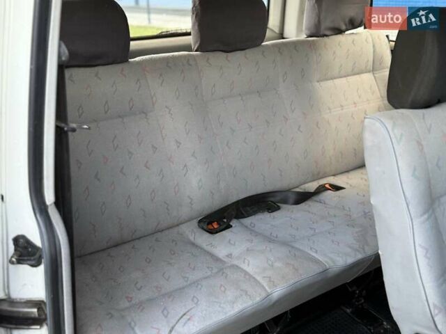 Білий Фольксваген Transporter, об'ємом двигуна 2.46 л та пробігом 592 тис. км за 5555 $, фото 38 на Automoto.ua