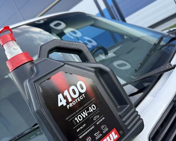 Белый Фольксваген Transporter, объемом двигателя 2.46 л и пробегом 592 тыс. км за 5400 $, фото 59 на Automoto.ua