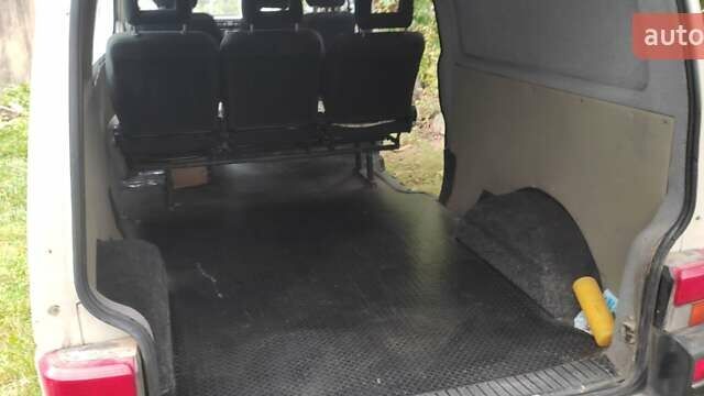 Білий Фольксваген Transporter, об'ємом двигуна 1.9 л та пробігом 306 тис. км за 6000 $, фото 2 на Automoto.ua