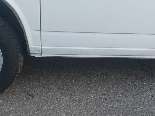 Белый Фольксваген Transporter, объемом двигателя 1.9 л и пробегом 400 тыс. км за 5500 $, фото 5 на Automoto.ua