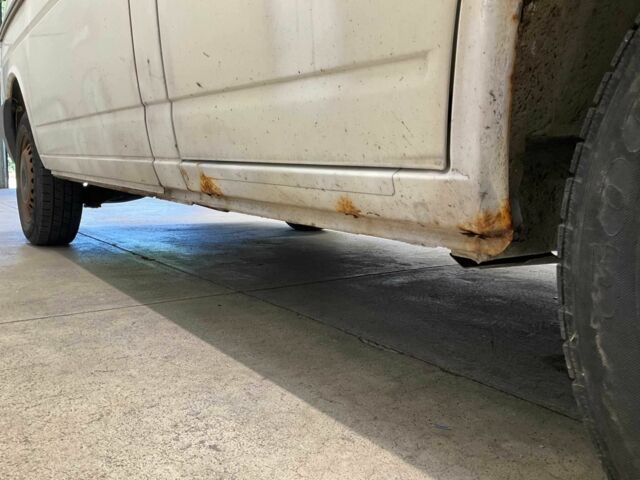 Белый Фольксваген Transporter, объемом двигателя 2.5 л и пробегом 183 тыс. км за 5219 $, фото 21 на Automoto.ua