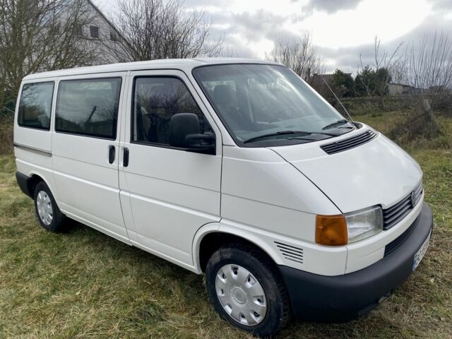 Білий Фольксваген Transporter, об'ємом двигуна 2.5 л та пробігом 278 тис. км за 5999 $, фото 13 на Automoto.ua